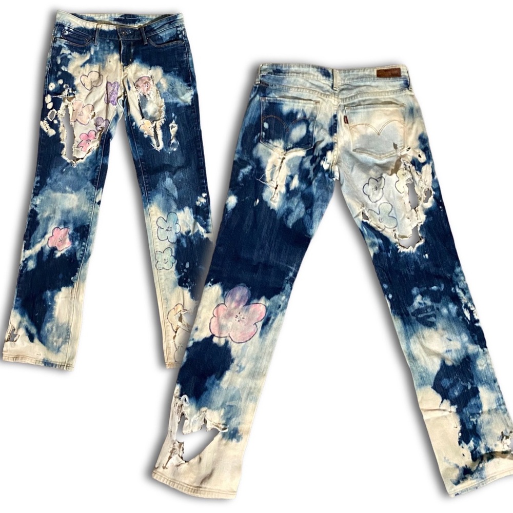 Levi's Ditressed/Bleached Low-Rise Floral Design Straight Leg Jeans